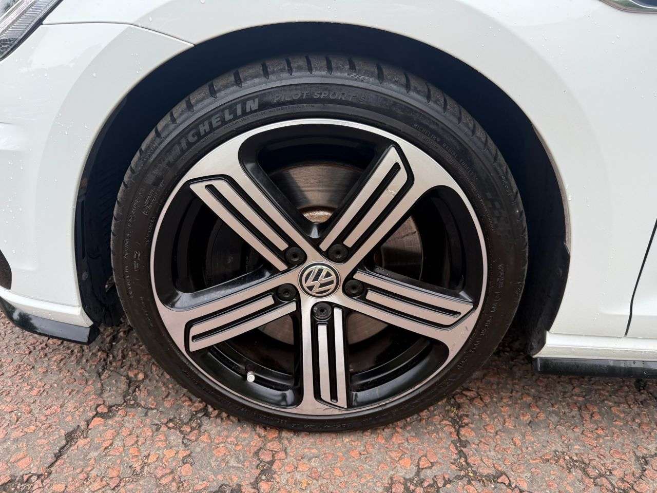 2017 VOLKSWAGEN GOLF 2017 VOLKSWAGEN GOLF