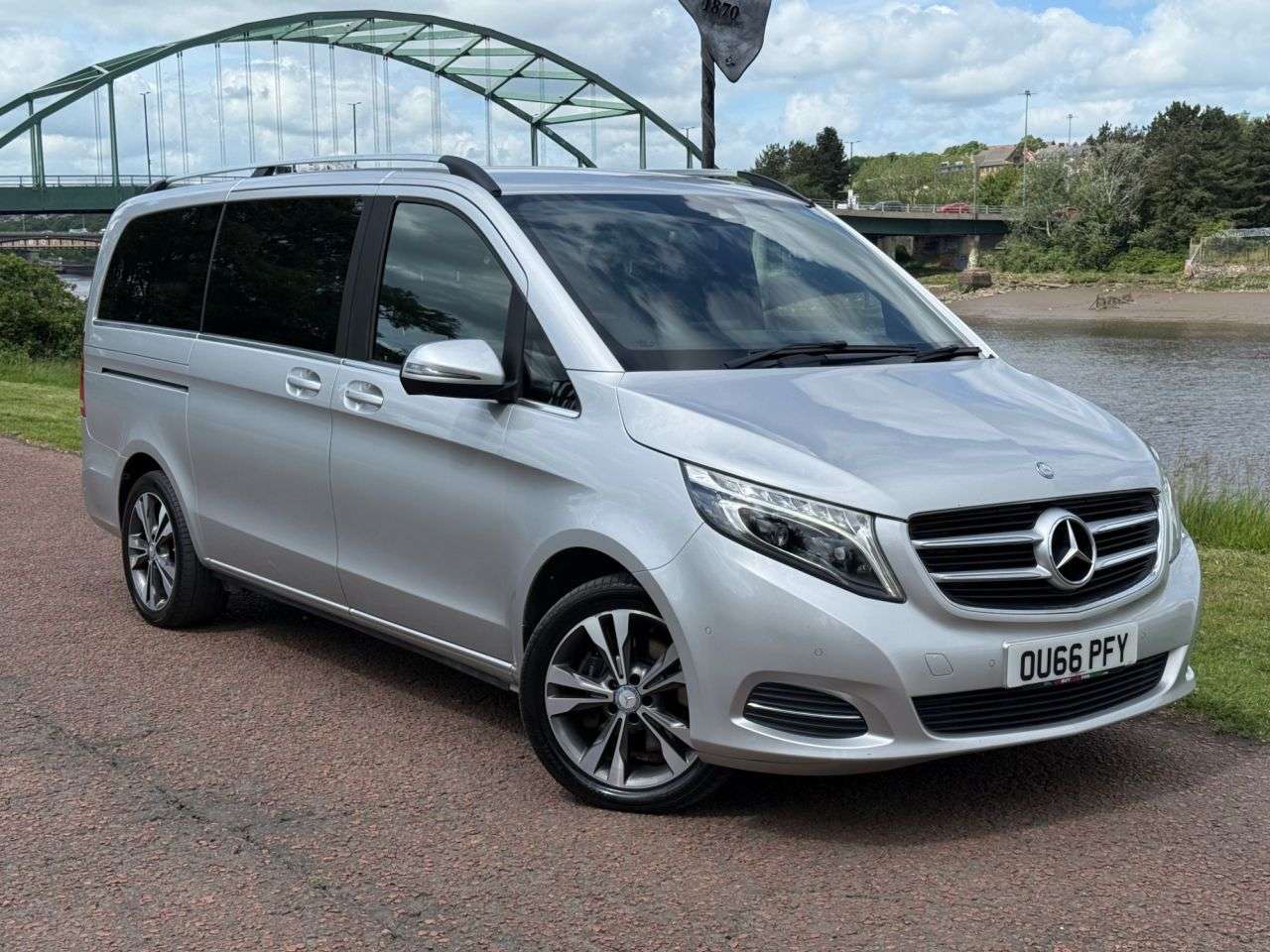 A 2016 MERCEDES-BENZ V-CLASS 2.2 V250d Sport MPV 5dr Diesel G-Tronic+ Euro 6 (s/s) 8 Seat LWB (190 ps) F A 2016 MERCEDES-BENZ V-CLASS 2.2 V250d Sport MPV 5dr Diesel G-Tronic+ Euro 6 (s/s) 8 Seat LWB (190 ps) F