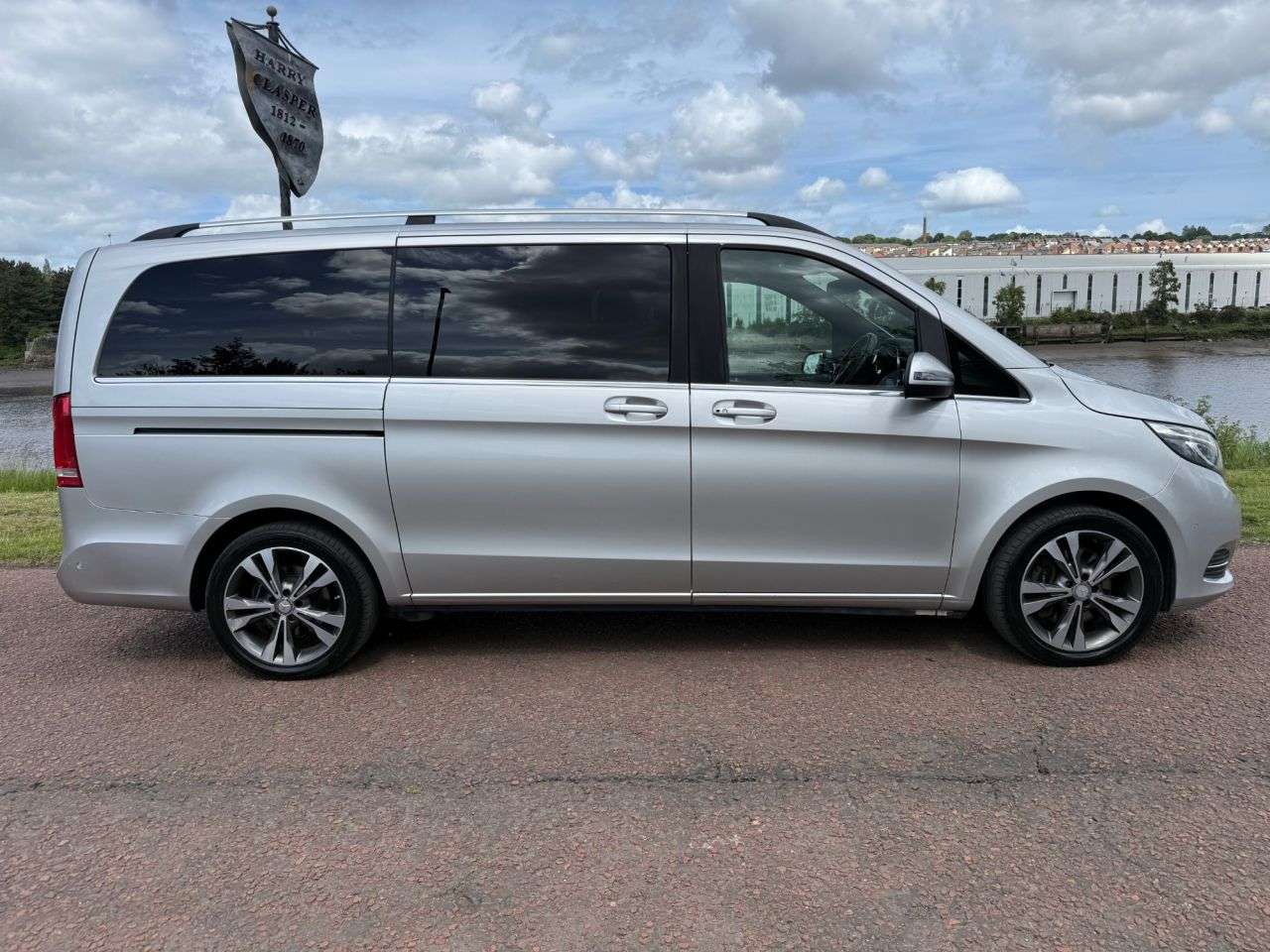 A 2016 MERCEDES-BENZ V-CLASS 2.2 V250d Sport MPV 5dr Diesel G-Tronic+ Euro 6 (s/s) 8 Seat LWB (190 ps) F A 2016 MERCEDES-BENZ V-CLASS 2.2 V250d Sport MPV 5dr Diesel G-Tronic+ Euro 6 (s/s) 8 Seat LWB (190 ps) F
