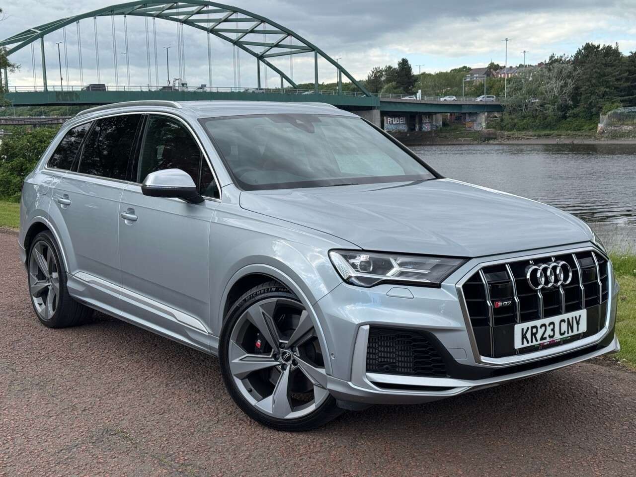 A 2023 AUDI SQ7 4.0 TFSI V8 SUV 5dr Petrol Tiptronic quattro Euro 6 (s/s) (507 ps) ONE OWNE A 2023 AUDI SQ7 4.0 TFSI V8 SUV 5dr Petrol Tiptronic quattro Euro 6 (s/s) (507 ps) ONE OWNE