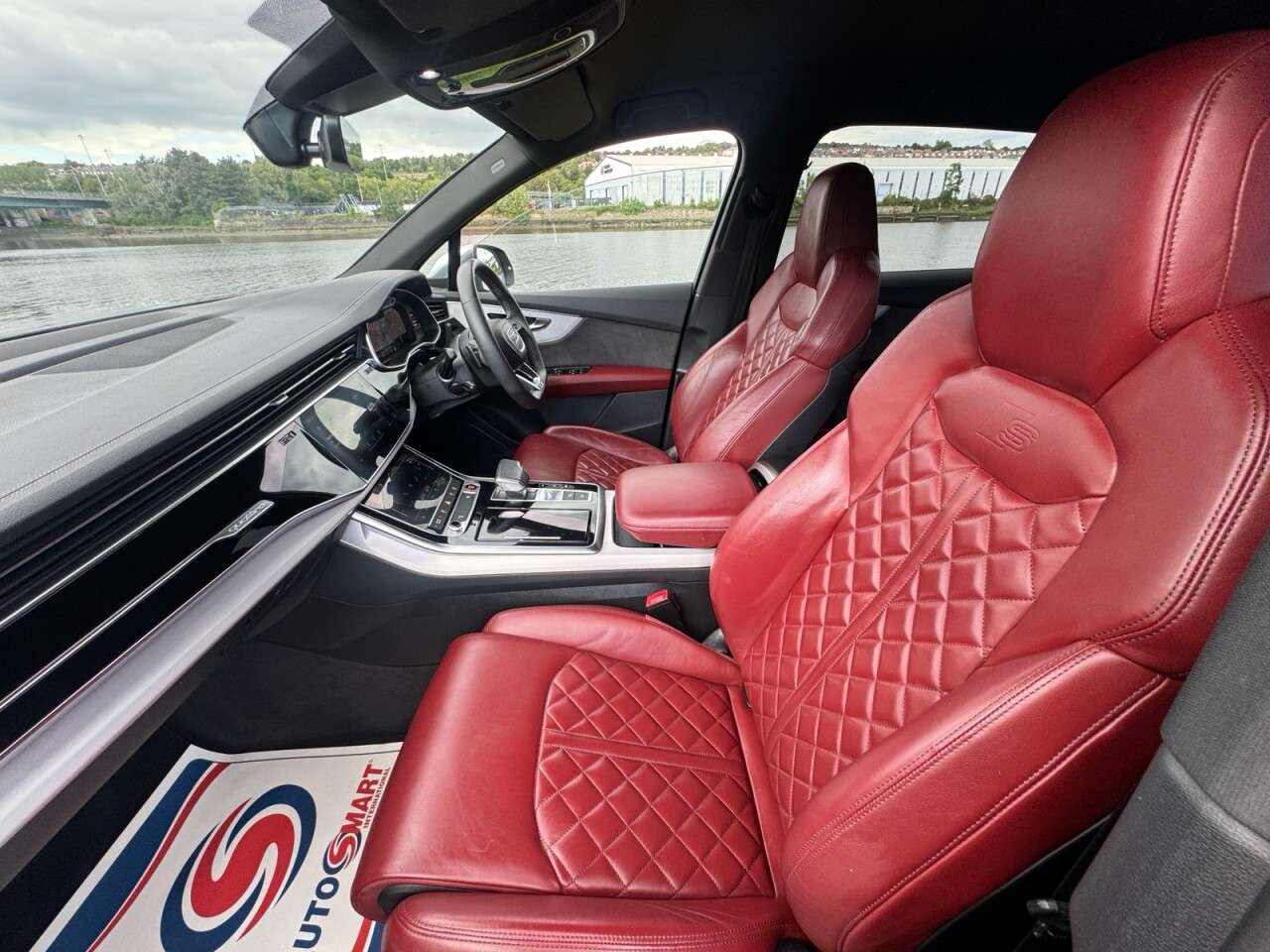 2023 AUDI SQ7 2023 AUDI SQ7