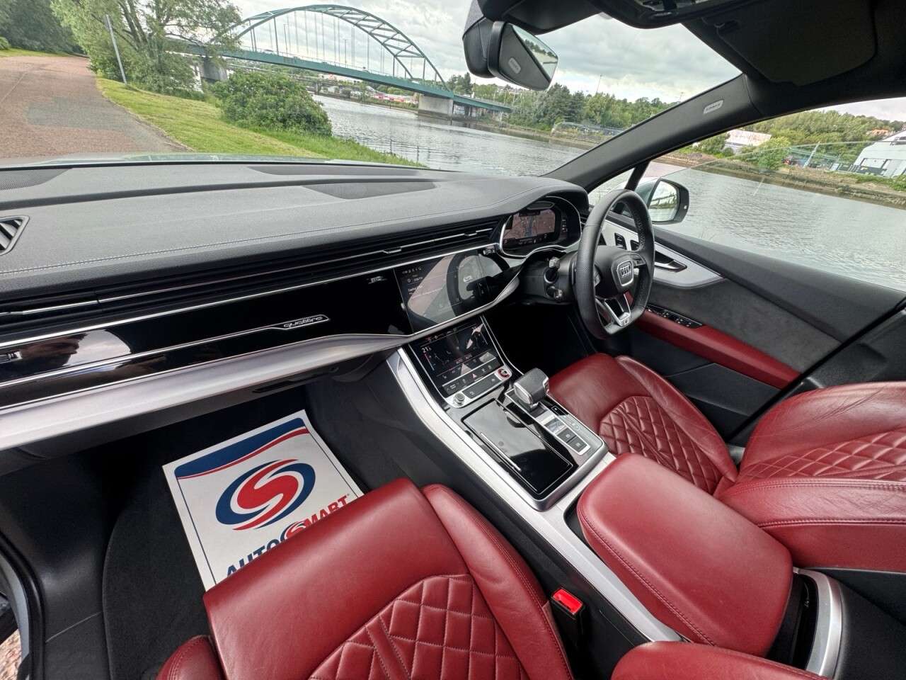 2023 AUDI SQ7 2023 AUDI SQ7