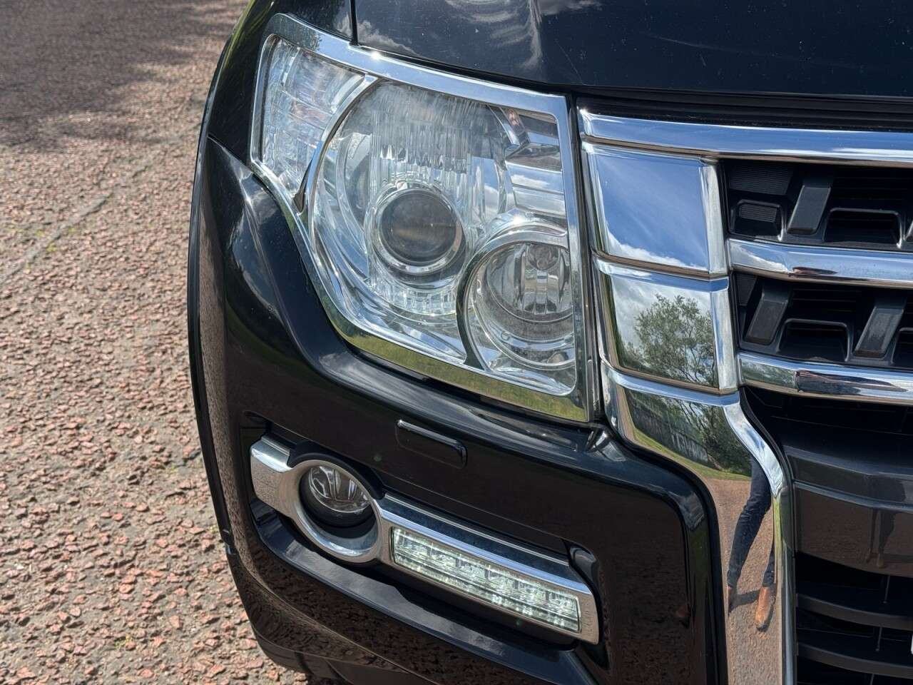 A 2015 MITSUBISHI SHOGUN 3.2 DI-DC Warrior SUV 3dr Diesel Manual 4WD L3 (207 g/km, 197 bhp) SERVICE A 2015 MITSUBISHI SHOGUN 3.2 DI-DC Warrior SUV 3dr Diesel Manual 4WD L3 (207 g/km, 197 bhp) SERVICE