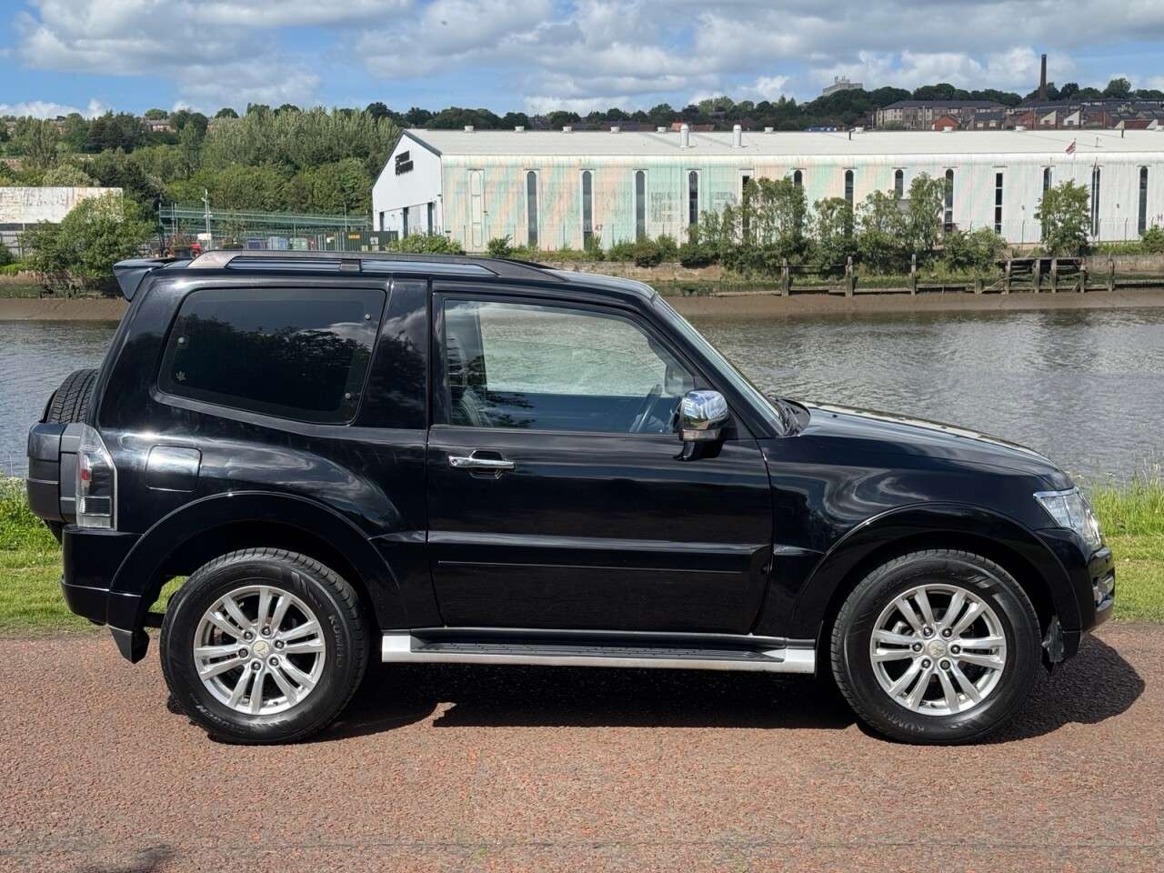 2015 MITSUBISHI SHOGUN 2015 MITSUBISHI SHOGUN