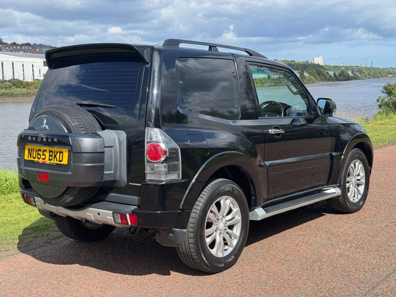 2015 MITSUBISHI SHOGUN 2015 MITSUBISHI SHOGUN