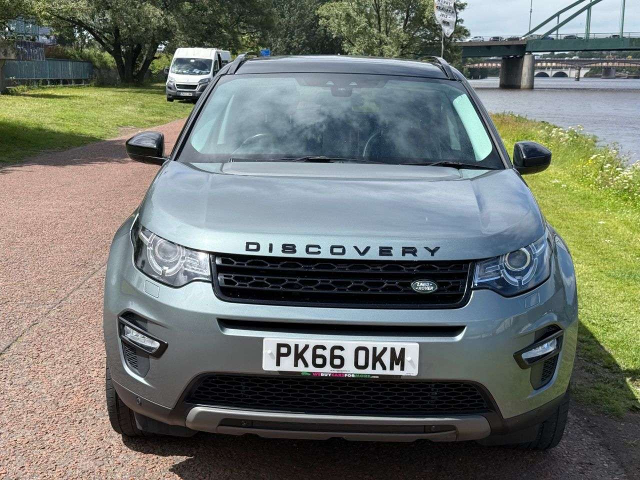 A 2016 LAND ROVER DISCOVERY SPORT 2.0 TD4 HSE Black SUV 5dr Diesel Auto 4WD Euro 6 (s/s) (180 ps) FULL BLACK A 2016 LAND ROVER DISCOVERY SPORT 2.0 TD4 HSE Black SUV 5dr Diesel Auto 4WD Euro 6 (s/s) (180 ps) FULL BLACK