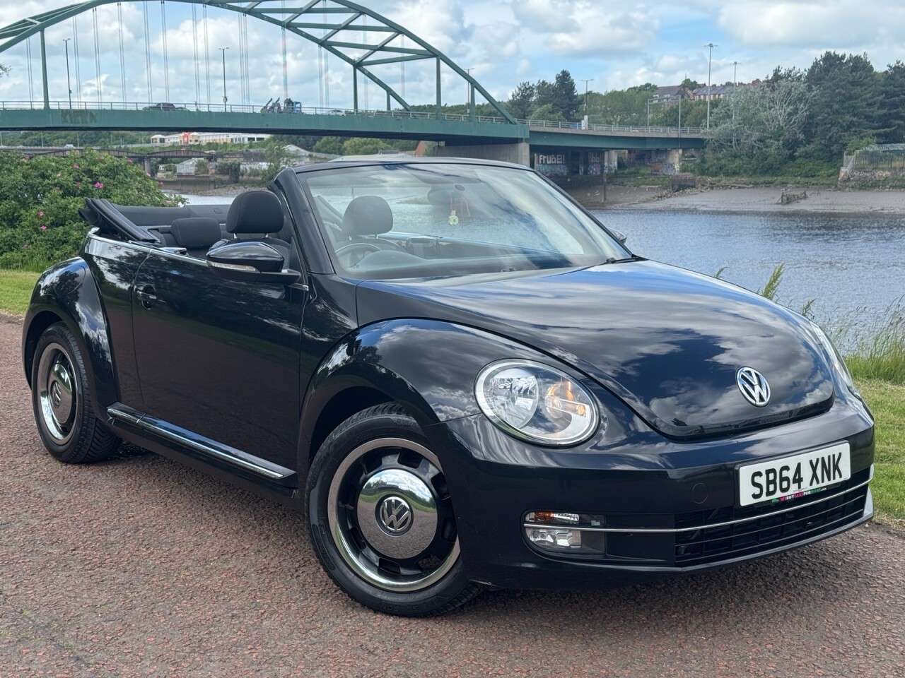 A 2014 VOLKSWAGEN BEETLE 1.2 TSI Design Cabriolet 2dr Petrol Manual Euro 5 (105 ps) A 2014 VOLKSWAGEN BEETLE 1.2 TSI Design Cabriolet 2dr Petrol Manual Euro 5 (105 ps)