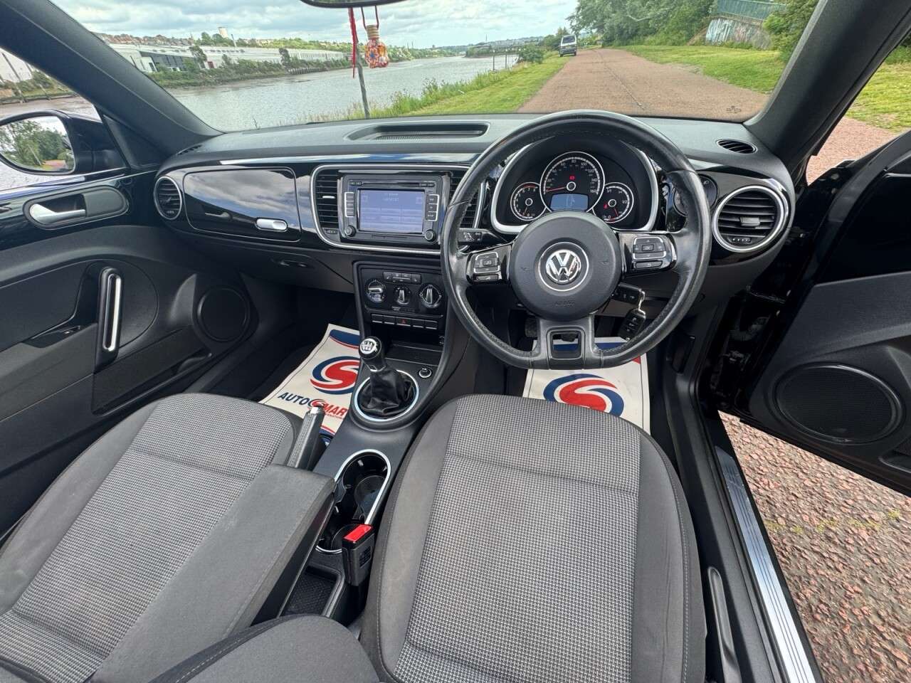 2014 VOLKSWAGEN BEETLE 2014 VOLKSWAGEN BEETLE