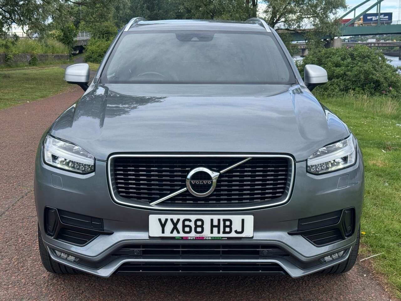 A 2018 VOLVO XC90 2.0 D5 PowerPulse R-Design SUV 5dr Diesel Auto 4WD Euro 6 (s/s) (235 ps) ** A 2018 VOLVO XC90 2.0 D5 PowerPulse R-Design SUV 5dr Diesel Auto 4WD Euro 6 (s/s) (235 ps) **