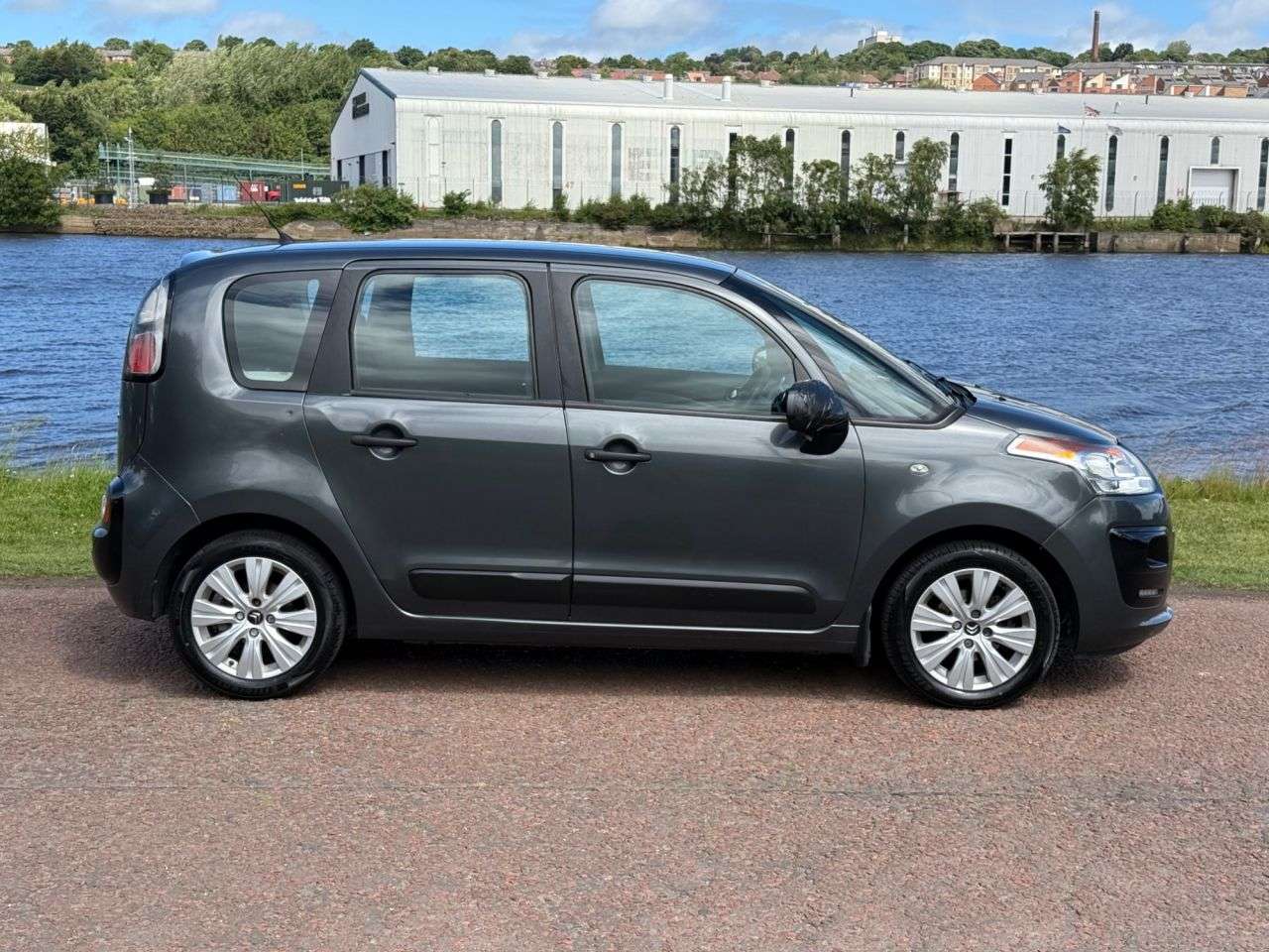A 2016 CITROEN C3 PICASSO 1.6 BlueHDi VTR+ MPV 5dr Diesel Manual Euro 6 (100 ps) GREAT VALUE FOR MONE A 2016 CITROEN C3 PICASSO 1.6 BlueHDi VTR+ MPV 5dr Diesel Manual Euro 6 (100 ps) GREAT VALUE FOR MONE