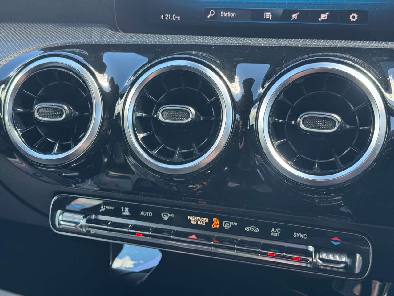 2021 MERCEDES-BENZ A CLASS 2021 MERCEDES-BENZ A CLASS