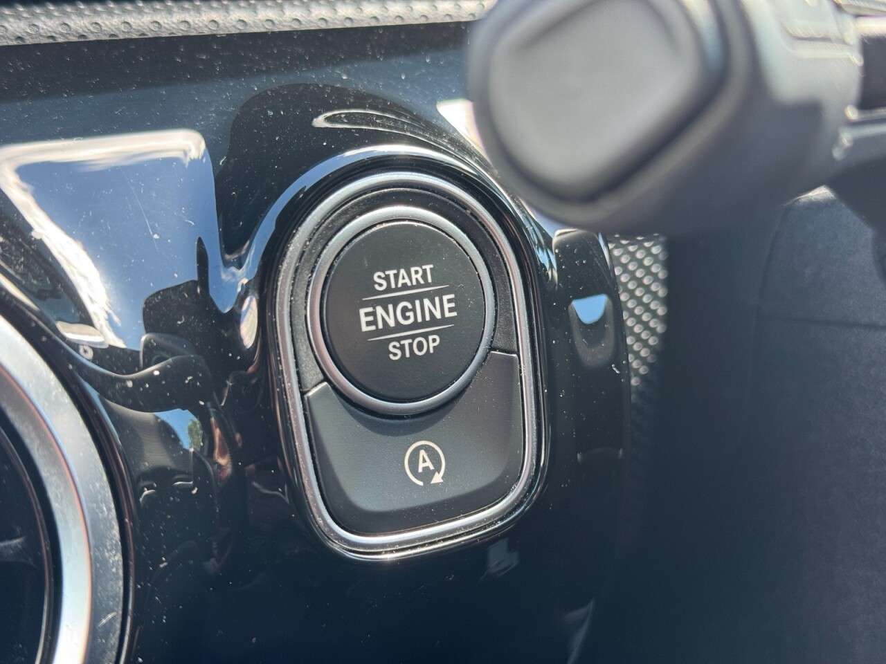 2021 MERCEDES-BENZ A CLASS 2021 MERCEDES-BENZ A CLASS