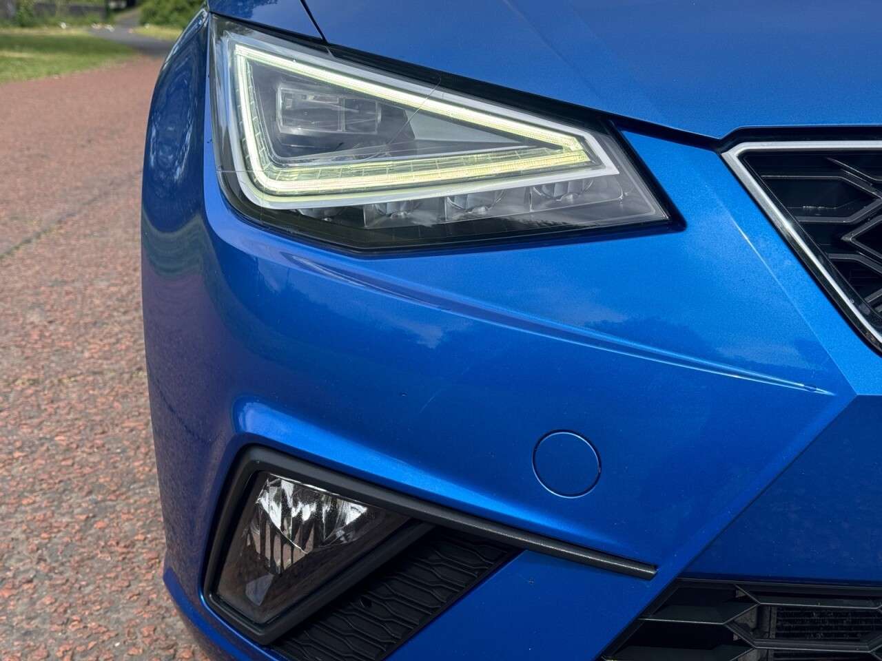 A 2022 SEAT IBIZA 1.0 TSI FR Hatchback 5dr Petrol Manual Euro 6 (s/s) (95 ps) ***DAB RADIO*** A 2022 SEAT IBIZA 1.0 TSI FR Hatchback 5dr Petrol Manual Euro 6 (s/s) (95 ps) ***DAB RADIO***