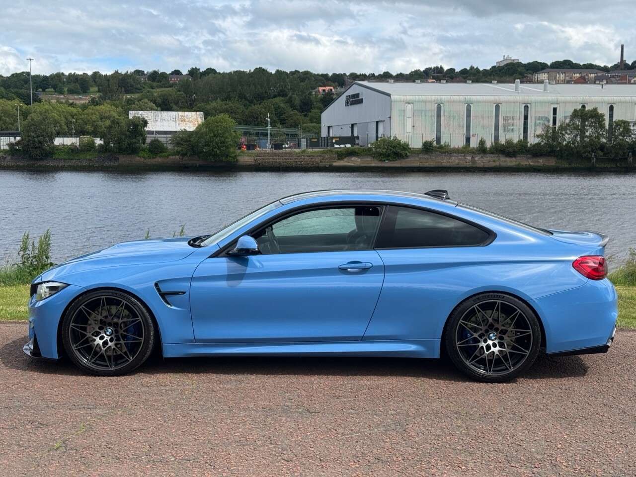 2017 BMW M4 2017 BMW M4