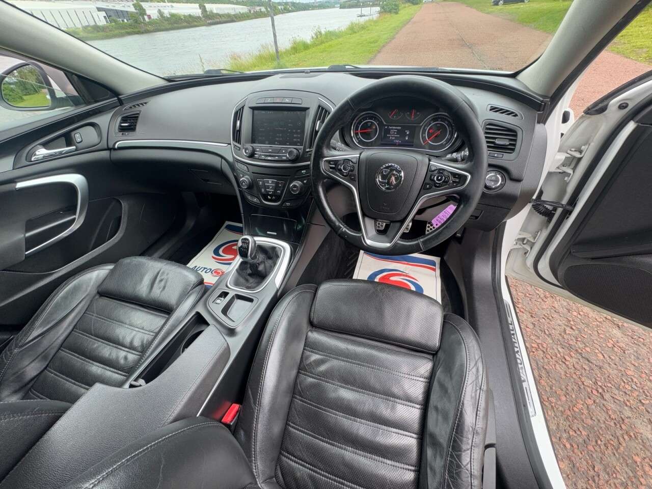 2015 VAUXHALL INSIGNIA 2015 VAUXHALL INSIGNIA