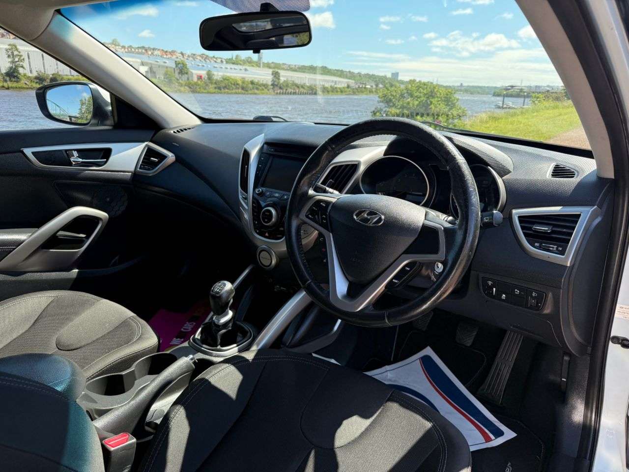2012 HYUNDAI VELOSTER 2012 HYUNDAI VELOSTER