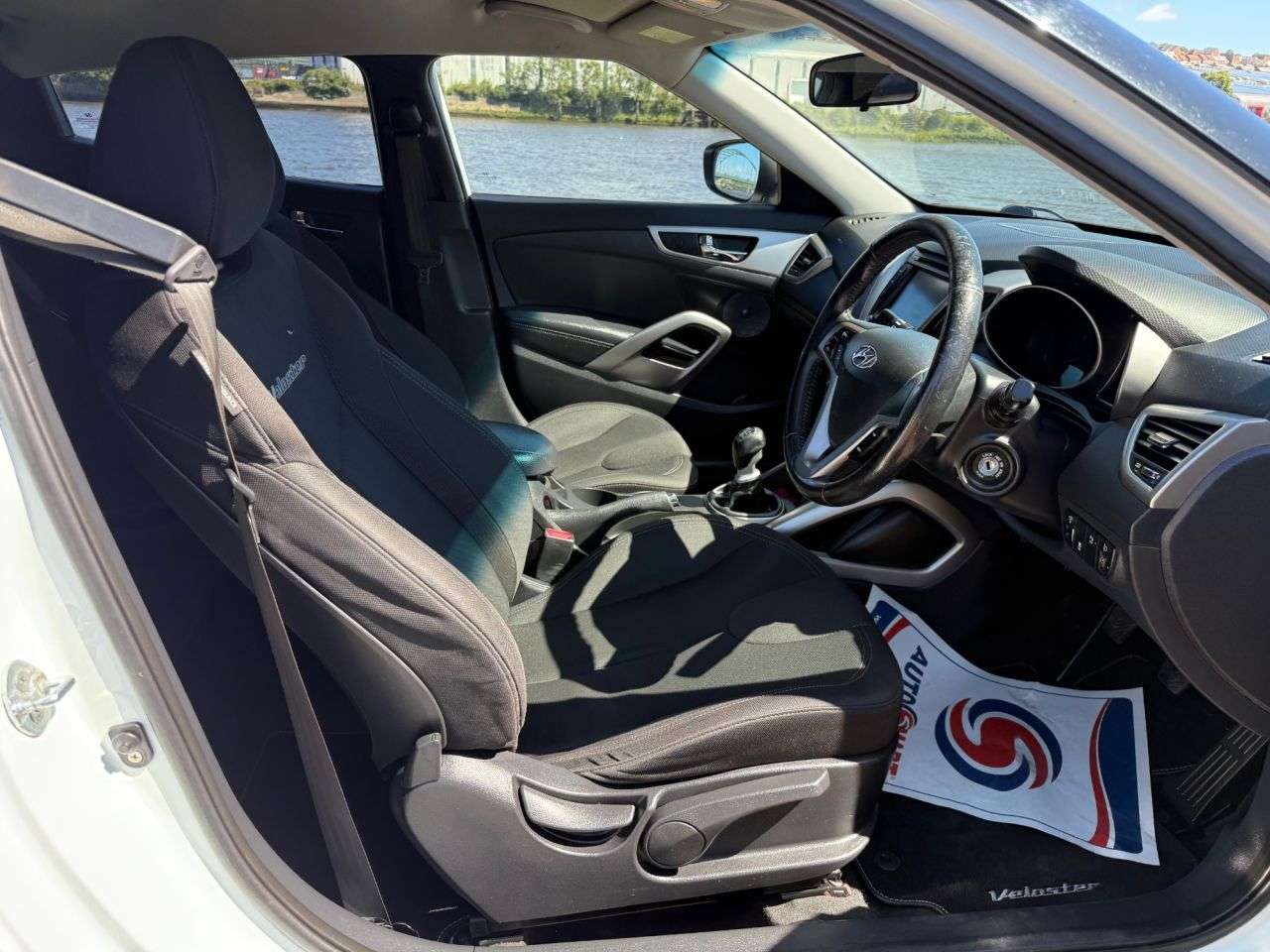 2012 HYUNDAI VELOSTER 2012 HYUNDAI VELOSTER