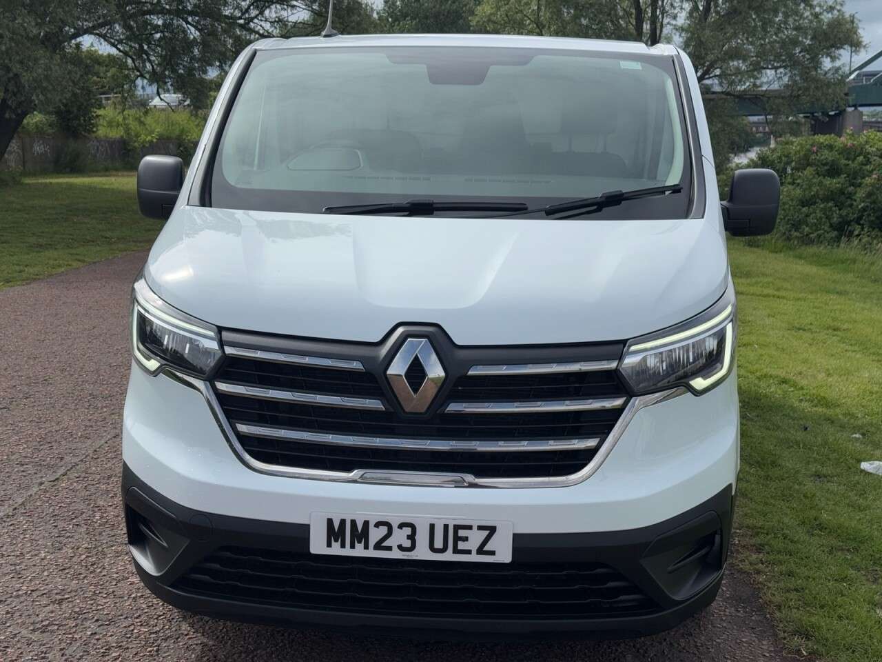 A 2023 RENAULT TRAFIC 2.0 dCi Blue LL30 Business+ Panel Van 5dr Diesel Manual L2 H1 Euro 6 (s/s) A 2023 RENAULT TRAFIC 2.0 dCi Blue LL30 Business+ Panel Van 5dr Diesel Manual L2 H1 Euro 6 (s/s)