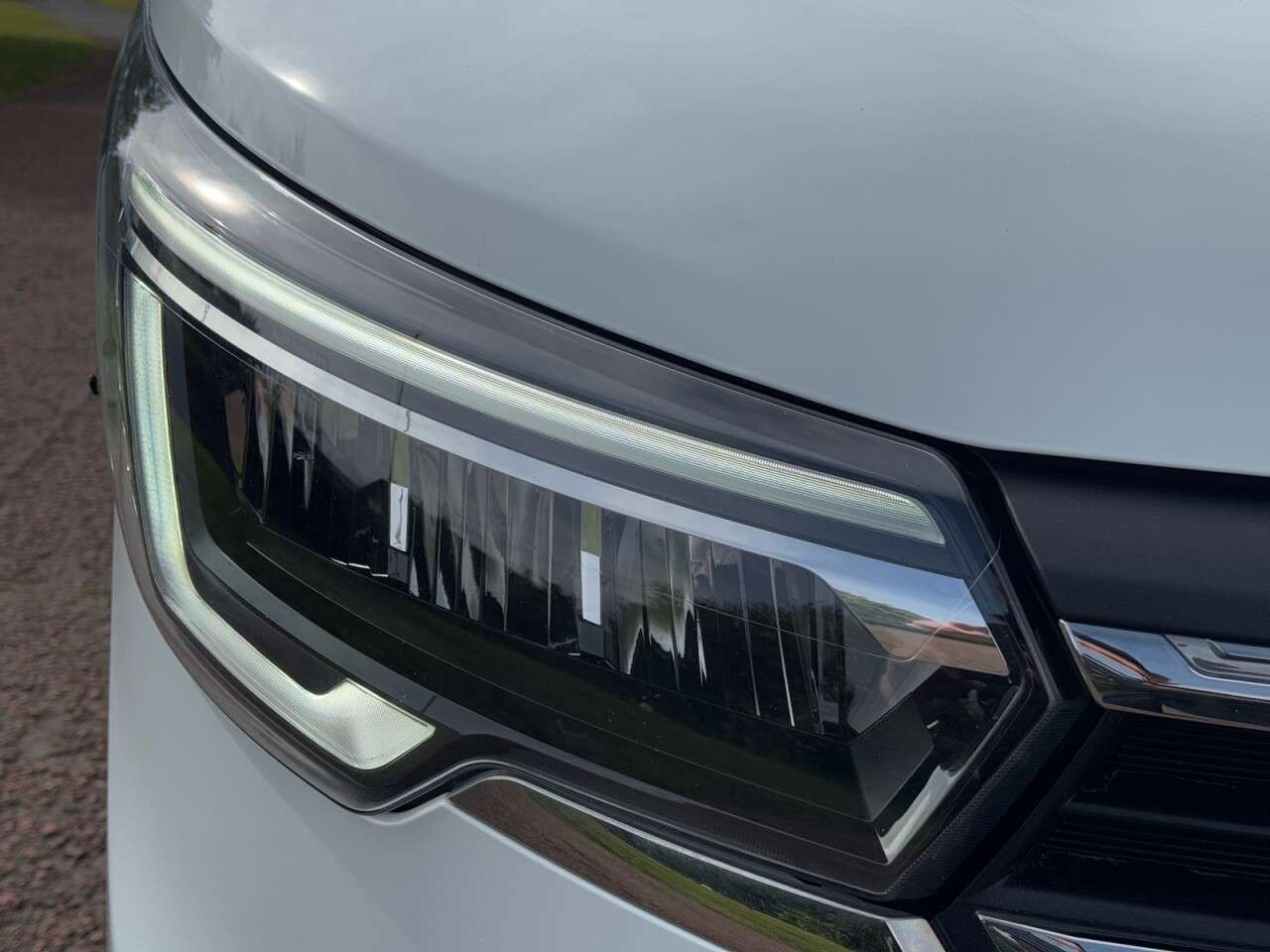 A 2023 RENAULT TRAFIC 2.0 dCi Blue LL30 Business+ Panel Van 5dr Diesel Manual L2 H1 Euro 6 (s/s) A 2023 RENAULT TRAFIC 2.0 dCi Blue LL30 Business+ Panel Van 5dr Diesel Manual L2 H1 Euro 6 (s/s)