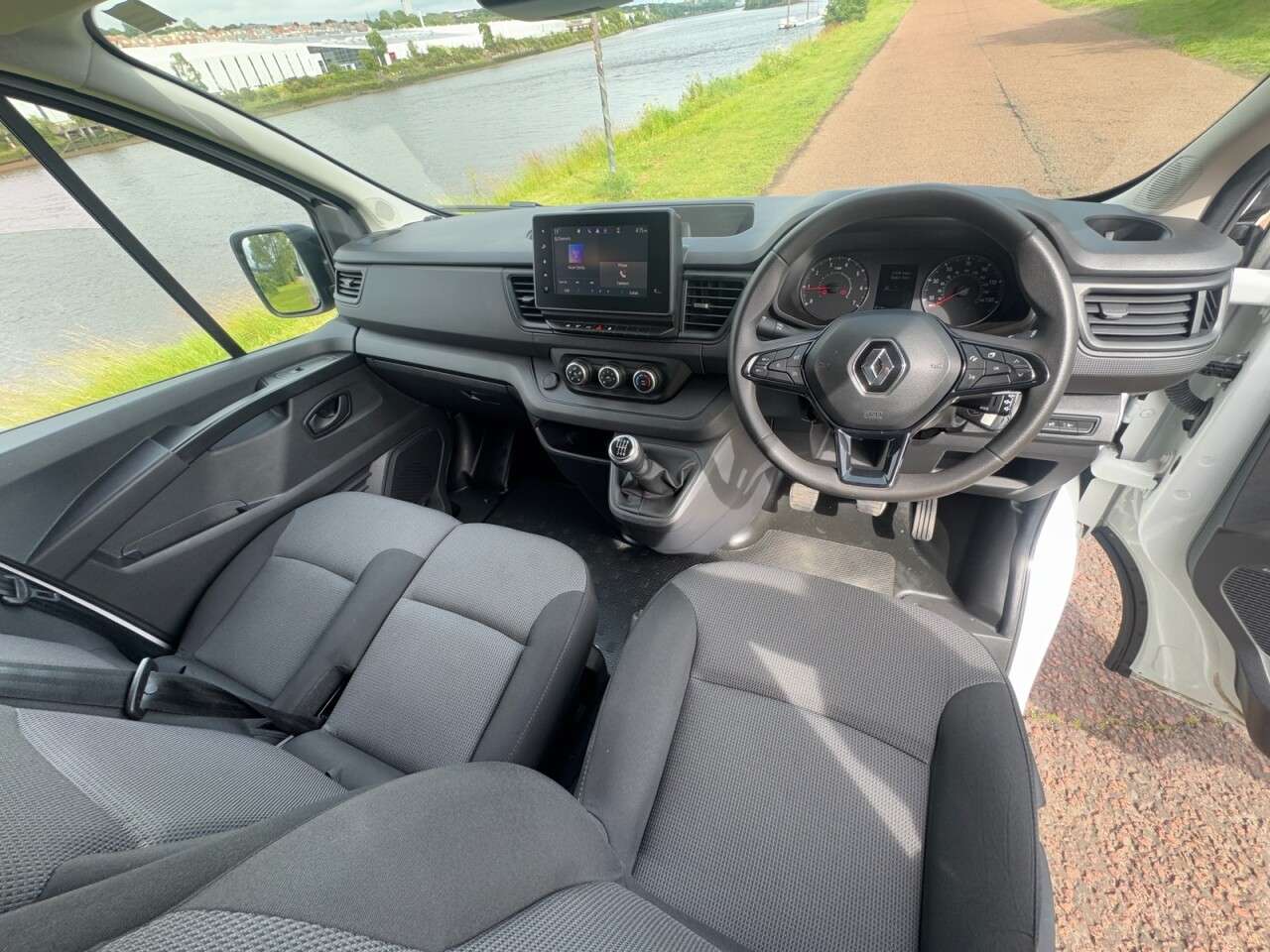 2023 RENAULT TRAFIC 2023 RENAULT TRAFIC