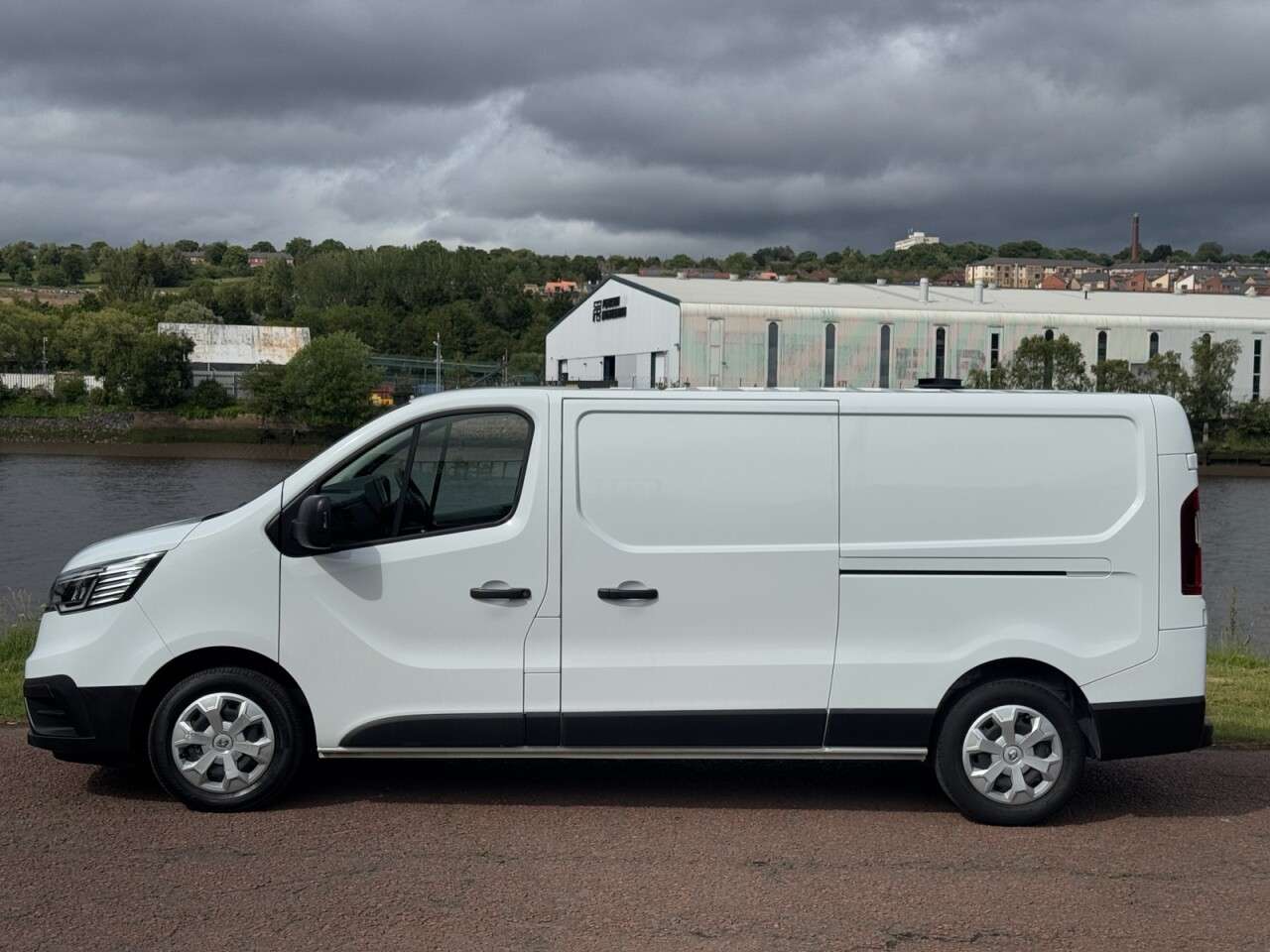 2023 RENAULT TRAFIC 2023 RENAULT TRAFIC