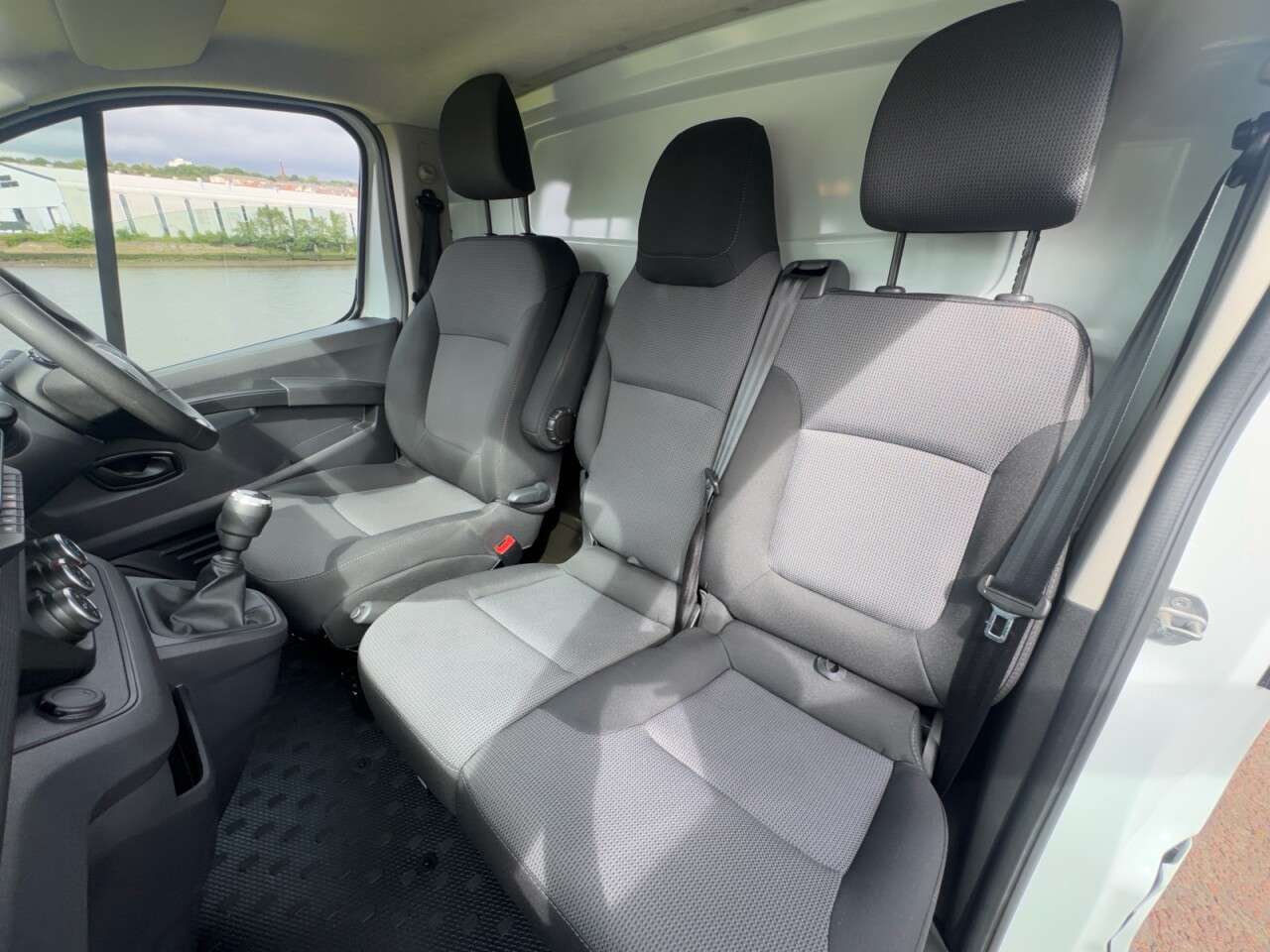2023 RENAULT TRAFIC 2023 RENAULT TRAFIC