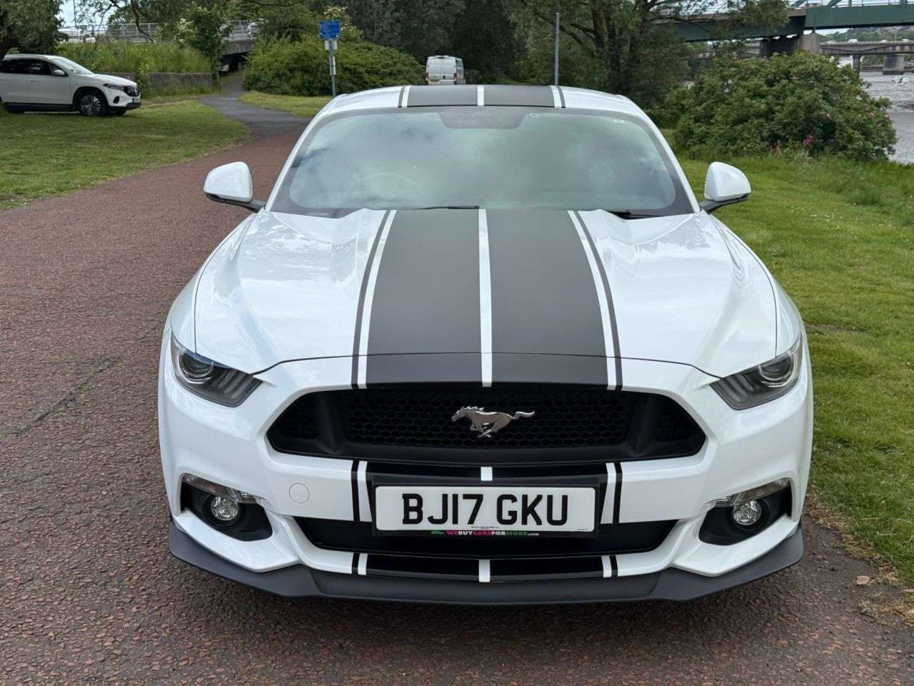 A 2017 FORD MUSTANG 5.0 V8 GT Fastback 2dr Petrol SelShift Euro 6 (416 bhp) **PIRELLI P ZERO TY A 2017 FORD MUSTANG 5.0 V8 GT Fastback 2dr Petrol SelShift Euro 6 (416 bhp) **PIRELLI P ZERO TY