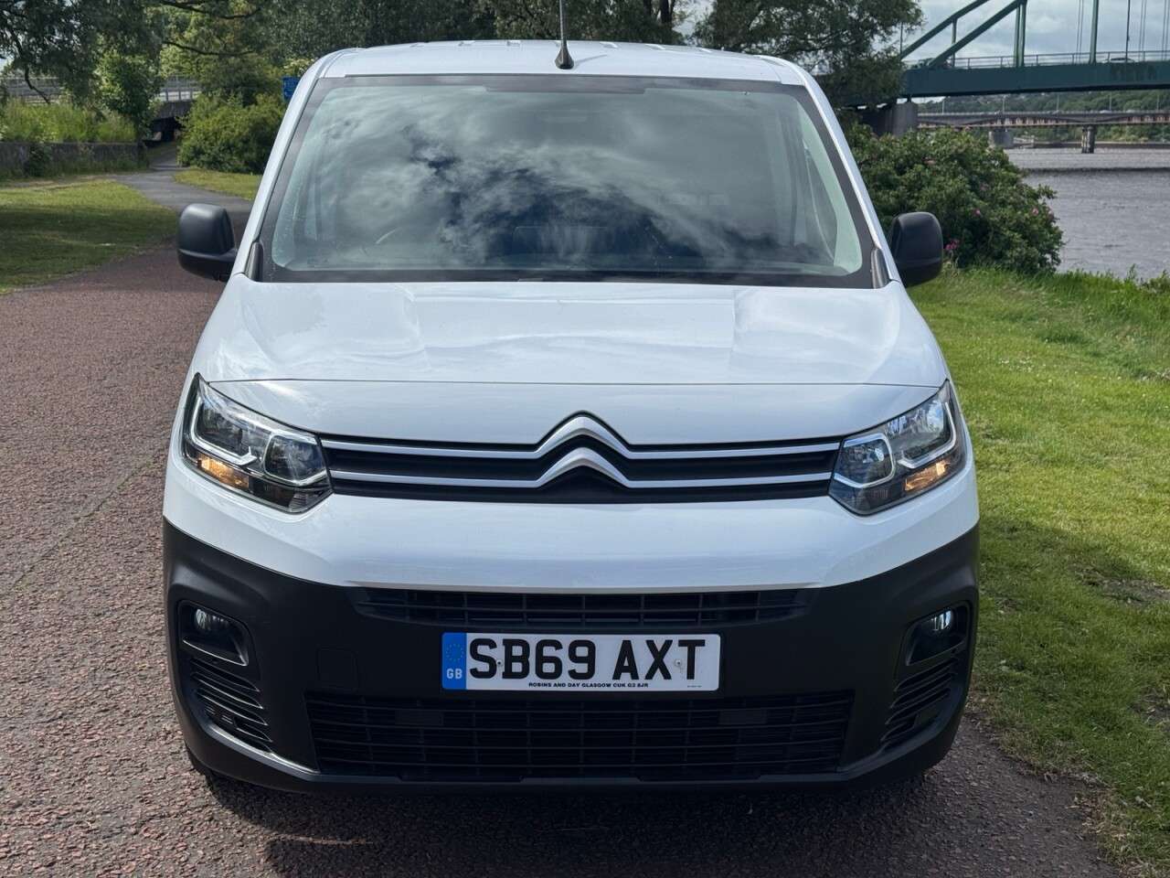 A 2020 CITROEN BERLINGO 1.5 BlueHDi 1000 Enterprise M Panel Van 5dr Diesel Manual SWB Euro 6 (s/s) A 2020 CITROEN BERLINGO 1.5 BlueHDi 1000 Enterprise M Panel Van 5dr Diesel Manual SWB Euro 6 (s/s)