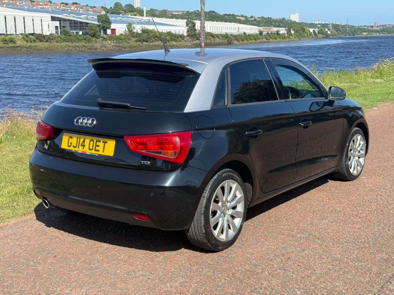 A 2014 AUDI A1 1.6 TDI Sport Sportback 5dr Diesel Manual Euro 5 (s/s) (105 ps) **SAT NAV** A 2014 AUDI A1 1.6 TDI Sport Sportback 5dr Diesel Manual Euro 5 (s/s) (105 ps) **SAT NAV**
