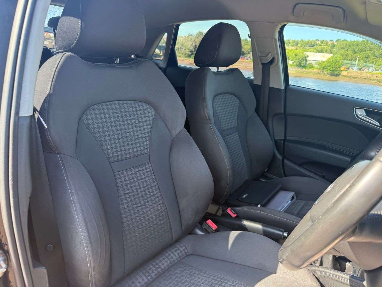 2014 AUDI A1 2014 AUDI A1