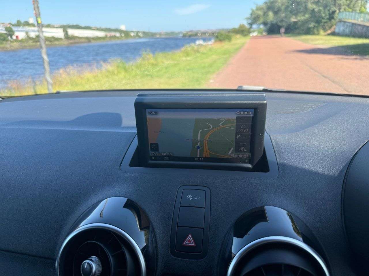 2014 AUDI A1 2014 AUDI A1