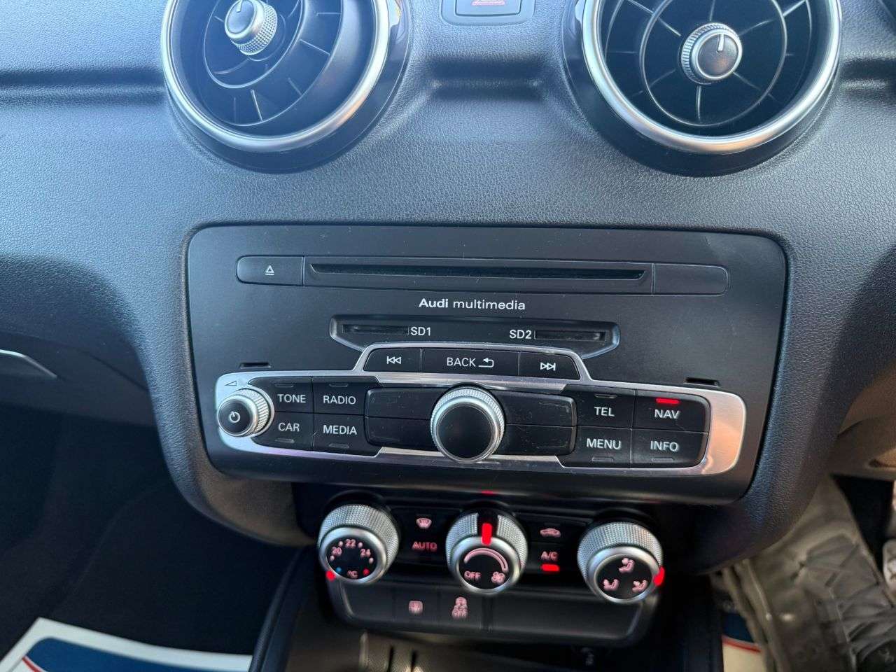 2014 AUDI A1 2014 AUDI A1