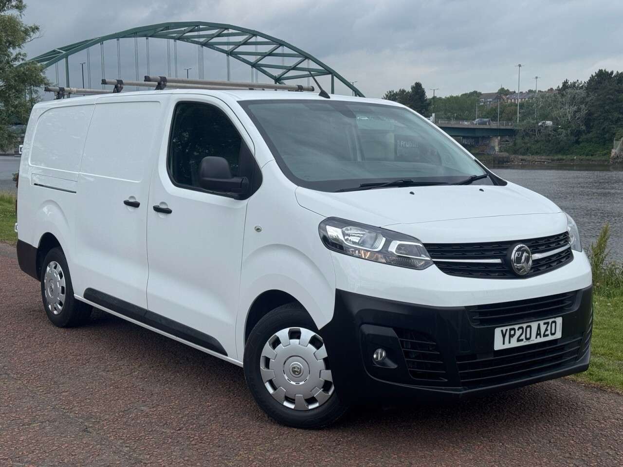 A 2020 VAUXHALL VIVARO 1.5 Turbo D 2900 Dynamic Panel Van 6dr Diesel Manual L2 H1 Euro 6 (s/s) (10 A 2020 VAUXHALL VIVARO 1.5 Turbo D 2900 Dynamic Panel Van 6dr Diesel Manual L2 H1 Euro 6 (s/s) (10