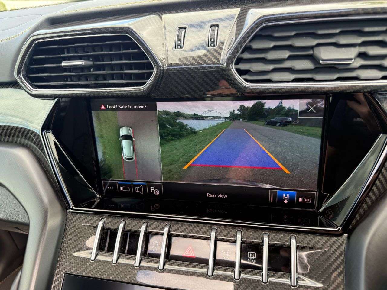 2022 LAMBORGHINI URUS 2022 LAMBORGHINI URUS