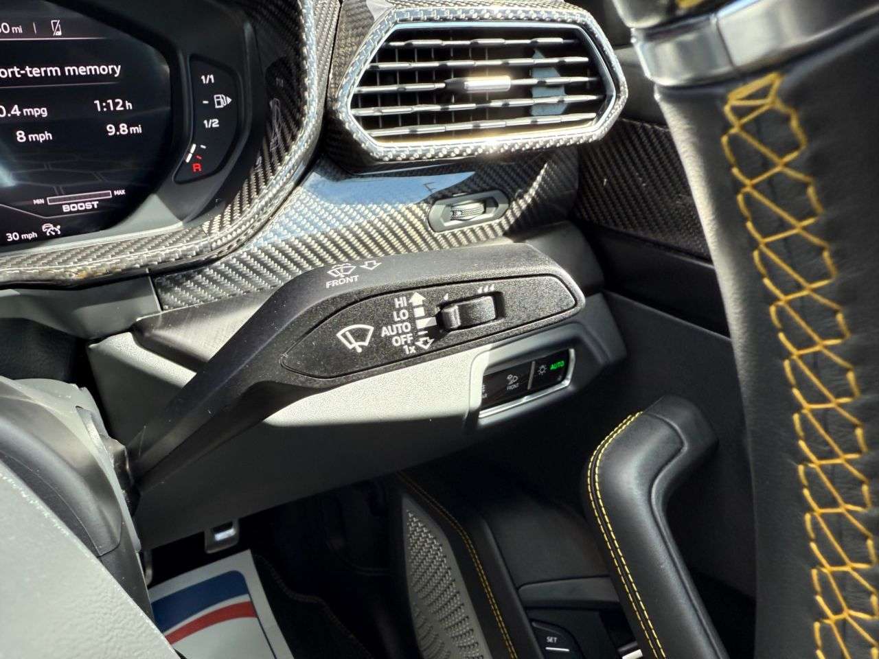 2022 LAMBORGHINI URUS 2022 LAMBORGHINI URUS