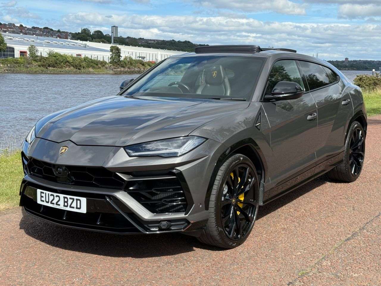 2022 LAMBORGHINI URUS 2022 LAMBORGHINI URUS