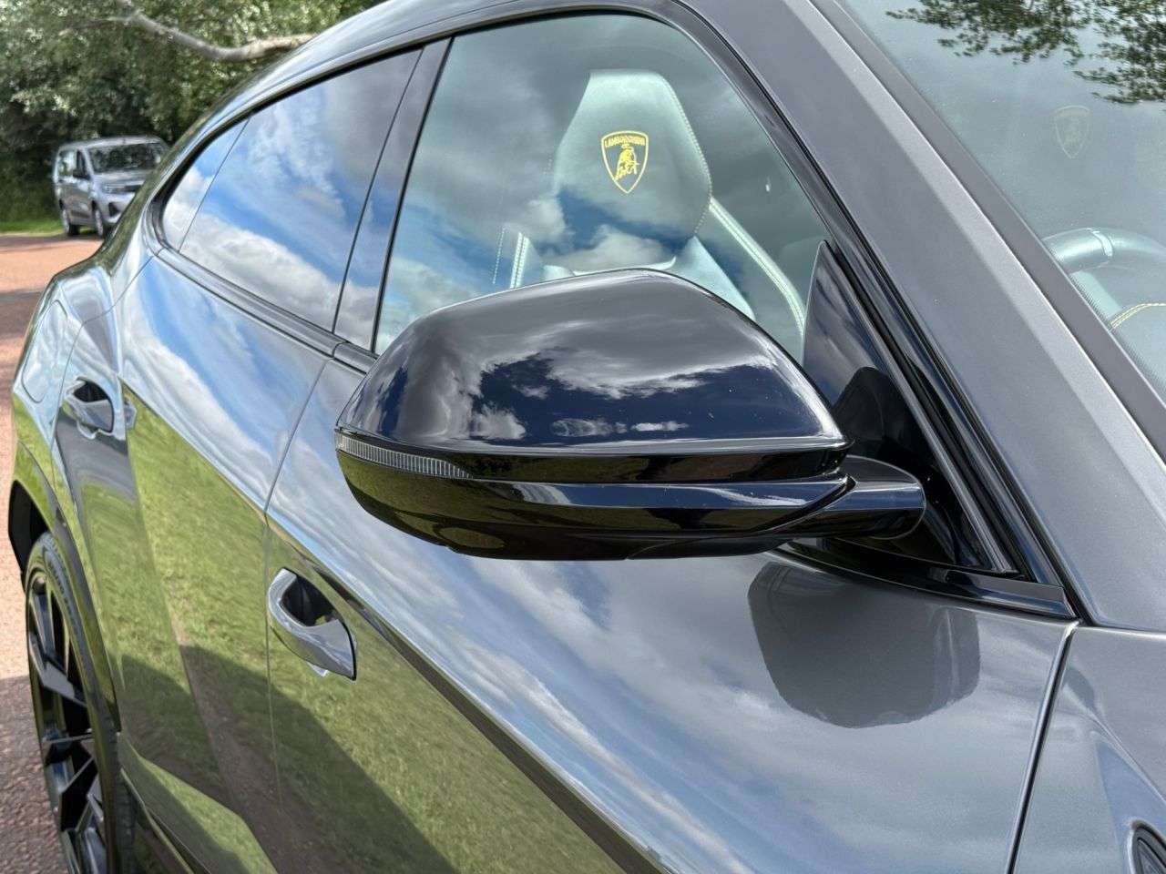 2022 LAMBORGHINI URUS 2022 LAMBORGHINI URUS