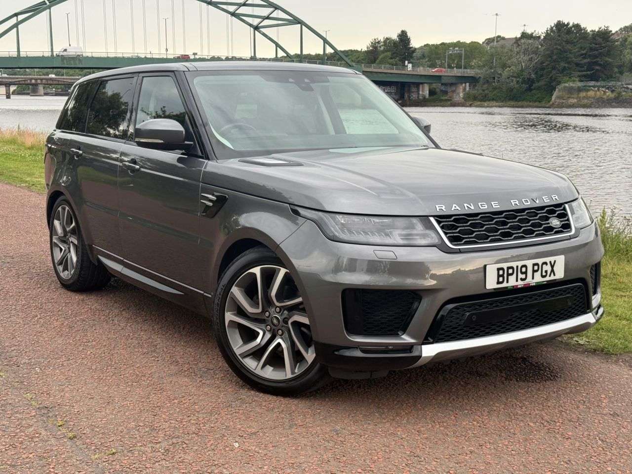 A 2019 LAND ROVER RANGE ROVER SPORT 3.0 SD V6 HSE SUV 5dr Diesel Auto 4WD Euro 6 (s/s) (306 ps) **NEW TIMING BE A 2019 LAND ROVER RANGE ROVER SPORT 3.0 SD V6 HSE SUV 5dr Diesel Auto 4WD Euro 6 (s/s) (306 ps) **NEW TIMING BE