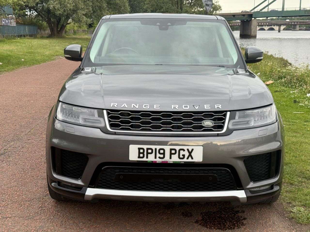 A 2019 LAND ROVER RANGE ROVER SPORT 3.0 SD V6 HSE SUV 5dr Diesel Auto 4WD Euro 6 (s/s) (306 ps) **NEW TIMING BE A 2019 LAND ROVER RANGE ROVER SPORT 3.0 SD V6 HSE SUV 5dr Diesel Auto 4WD Euro 6 (s/s) (306 ps) **NEW TIMING BE