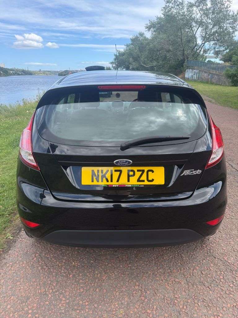 A 2017 FORD FIESTA 1.25 Zetec Hatchback 3dr Petrol Manual Euro 6 (82 ps) **BLUETOOTH** A 2017 FORD FIESTA 1.25 Zetec Hatchback 3dr Petrol Manual Euro 6 (82 ps) **BLUETOOTH**