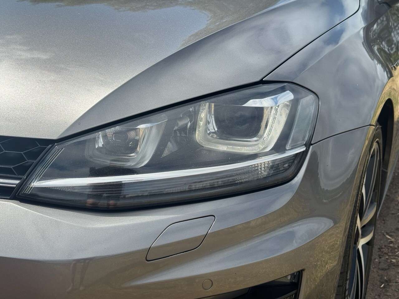 A 2015 VOLKSWAGEN GOLF 2.0 TDI BlueMotion Tech GTD Hatchback 5dr Diesel DSG Euro 6 (s/s) (184 ps) A 2015 VOLKSWAGEN GOLF 2.0 TDI BlueMotion Tech GTD Hatchback 5dr Diesel DSG Euro 6 (s/s) (184 ps)