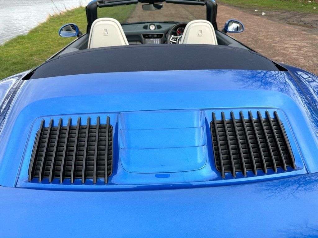 2018 PORSCHE 911 2018 PORSCHE 911