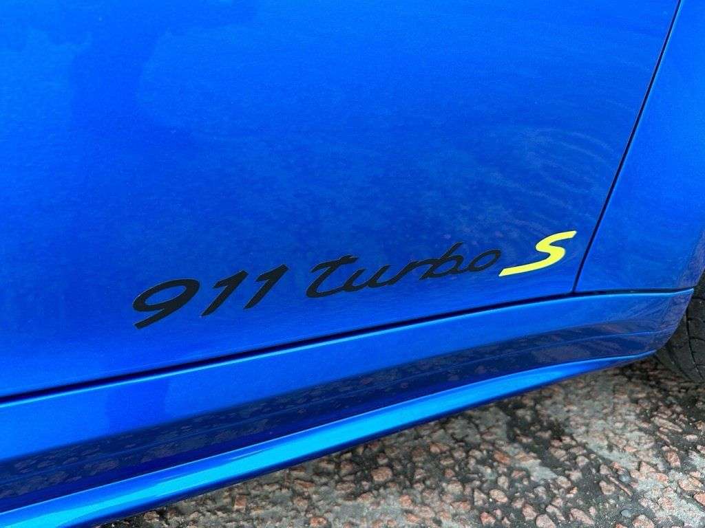2018 PORSCHE 911 2018 PORSCHE 911