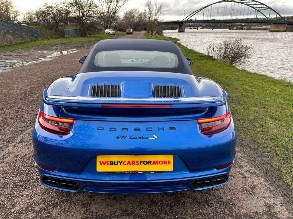 2018 PORSCHE 911 2018 PORSCHE 911