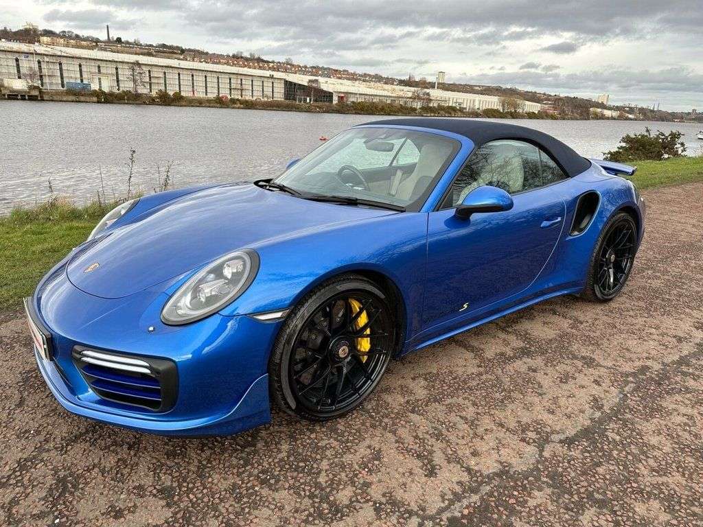 2018 PORSCHE 911 2018 PORSCHE 911