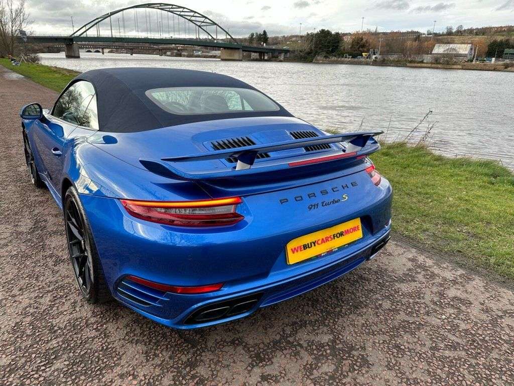 2018 PORSCHE 911 2018 PORSCHE 911