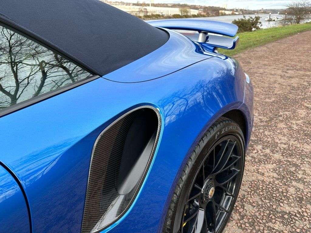 2018 PORSCHE 911 2018 PORSCHE 911
