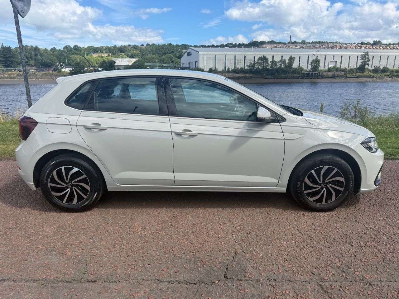 A 2023 VOLKSWAGEN POLO 1.0 EVO Life Hatchback 5dr Petrol Manual Euro 6 (s/s) (80 ps) **CRUISE CONT A 2023 VOLKSWAGEN POLO 1.0 EVO Life Hatchback 5dr Petrol Manual Euro 6 (s/s) (80 ps) **CRUISE CONT