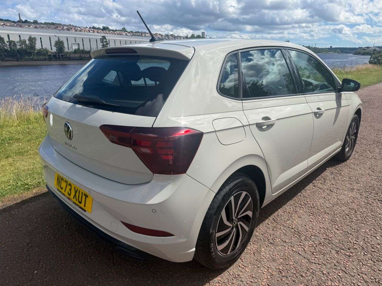 A 2023 VOLKSWAGEN POLO 1.0 EVO Life Hatchback 5dr Petrol Manual Euro 6 (s/s) (80 ps) **CRUISE CONT A 2023 VOLKSWAGEN POLO 1.0 EVO Life Hatchback 5dr Petrol Manual Euro 6 (s/s) (80 ps) **CRUISE CONT