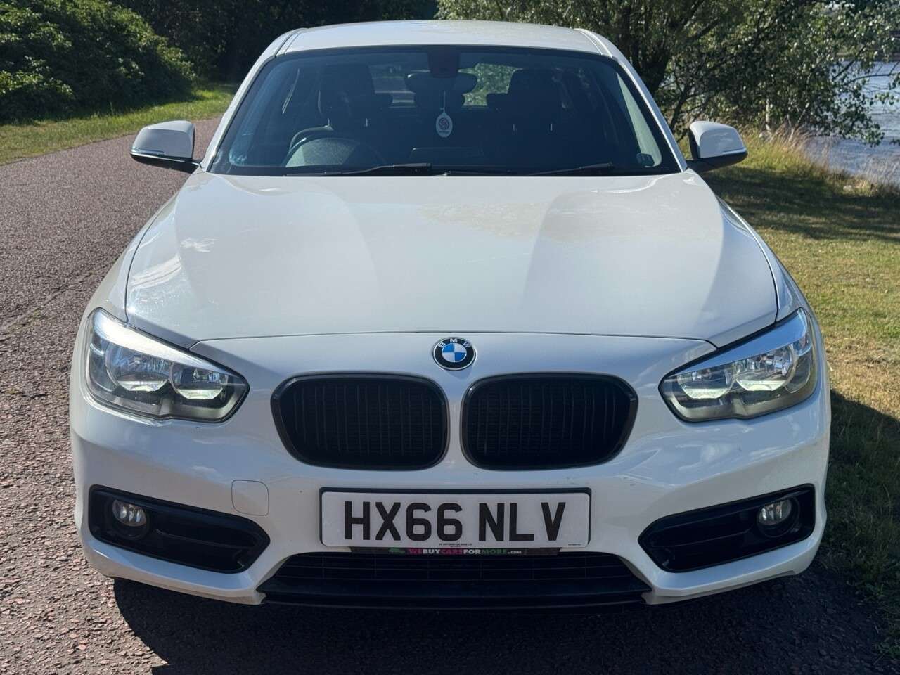 A 2016 BMW 1 SERIES 2.0 118d Sport Hatchback 5dr Diesel Auto Euro 6 (s/s) (150 ps) **SAT NAV** A 2016 BMW 1 SERIES 2.0 118d Sport Hatchback 5dr Diesel Auto Euro 6 (s/s) (150 ps) **SAT NAV**